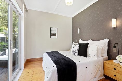 Photo of property in 167 Breaker Bay Road, Breaker Bay, Wellington, 6022