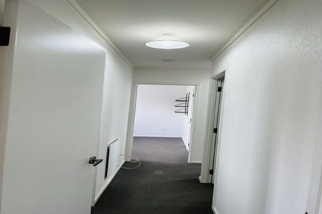 Photo of property in 2/13 Trinidad Road, Sunnynook, Auckland, 0620