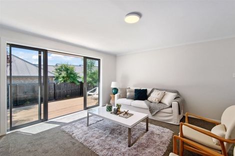 Photo of property in 1/55 Mcfaddens Road, St Albans, Christchurch, 8052