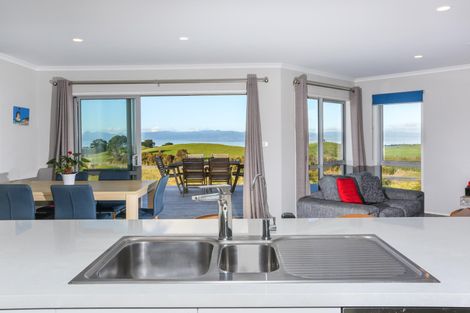 Photo of property in 428 Kaiaua Road, Kaiaua, Pokeno, 2473