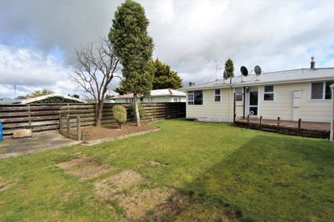Photo of property in 15 Tieke Place, Tokoroa, 3420