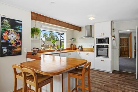 Photo of property in 21 Riverside Drive, Waiuku, 2123