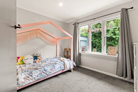 Photo of property in 2a Watson Street, Green Island, Dunedin, 9018