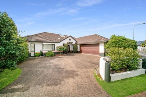 Photo of property in 26 Windsong Court, Northpark, Auckland, 2013