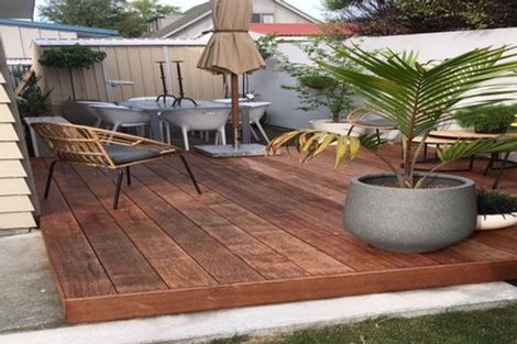 Photo of property in 40 Bowling Road, Greenmeadows, Napier, 4112