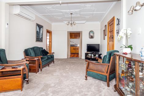 Photo of property in 1 Maude Street, Waimate, 7924