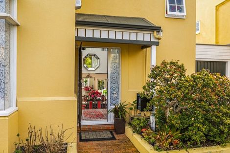 Photo of property in Grace Square, 81j Vermont Street, Ponsonby, Auckland, 1011