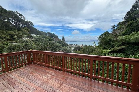 Photo of property in 43 Rona Street, Eastbourne, Lower Hutt, 5013