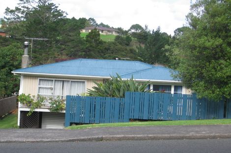 Photo of property in 538 West Coast Road, Oratia, Auckland, 0604