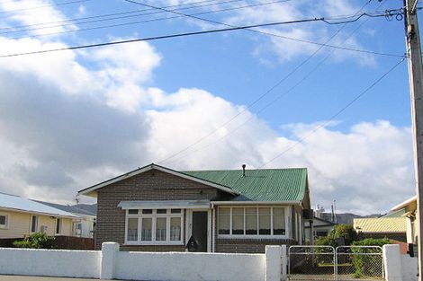 Photo of property in 6 Collins Street, Petone, Lower Hutt, 5012