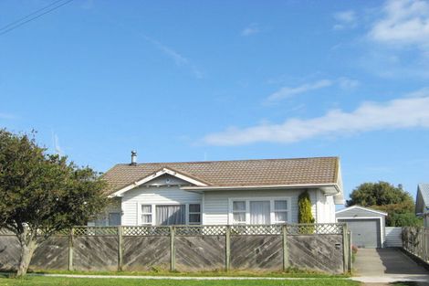 Photo of property in 73 Gonville Avenue, Gonville, Whanganui, 4501
