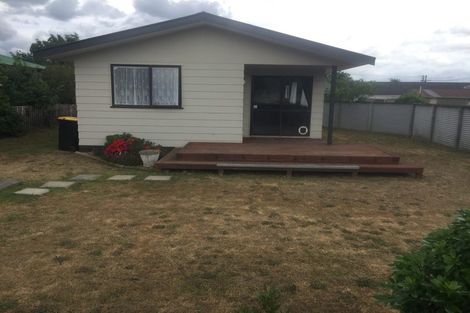 Photo of property in 74 New York Street, Martinborough, 5711