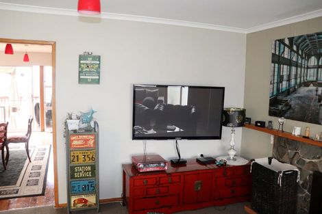 Photo of property in 65 Gorge Road, Maungaturoto, 0520