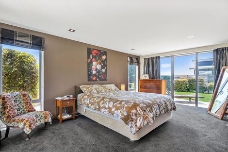 Photo of property in 18 Ravensdale Rise, Westmorland, Christchurch, 8025