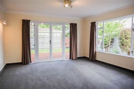 Photo of property in 229 Avonhead Road, Avonhead, Christchurch, 8042