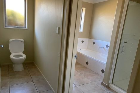 Photo of property in 43b Halswell Junction Road, Halswell, Christchurch, 8025