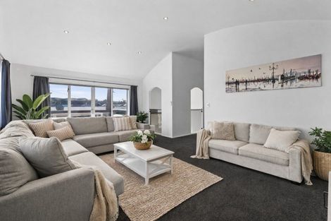 Photo of property in 9a Avenue Road, Greenmeadows, Napier, 4112