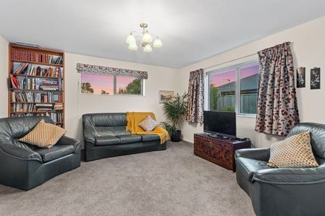 Photo of property in 17 Parklea Avenue, Halswell, Christchurch, 8025