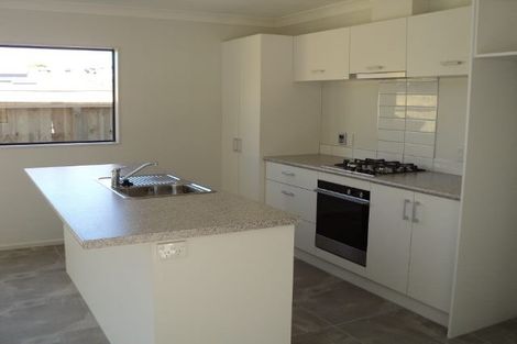 Photo of property in 32 Moonsail Drive, Whitby, Porirua, 5024