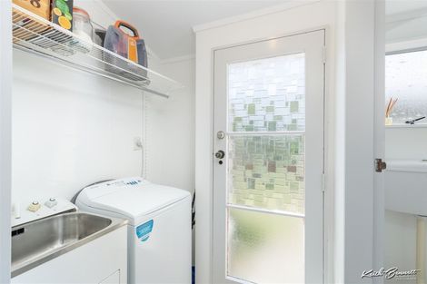 Photo of property in 26b Viewmont Drive, Harbour View, Lower Hutt, 5010