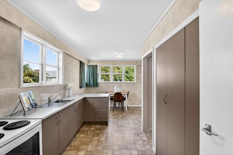 Photo of property in 4 Russell Road, Marewa, Napier, 4110