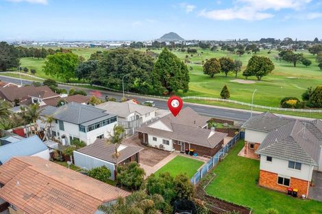Photo of property in 27 Matapihi Road, Mount Maunganui, 3116