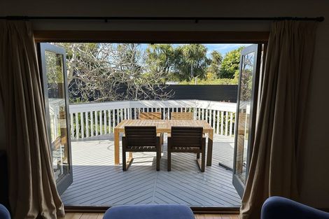 Photo of property in 25 Lysnar Street, Okitu, Gisborne, 4010