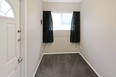 Photo of property in 28 Hall Crescent, Epuni, Lower Hutt, 5011