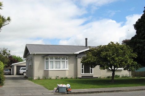 Photo of property in 37 Akaroa Street, Kaiapoi, 7630