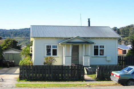 Photo of property in 151 High Street, Greymouth, 7805