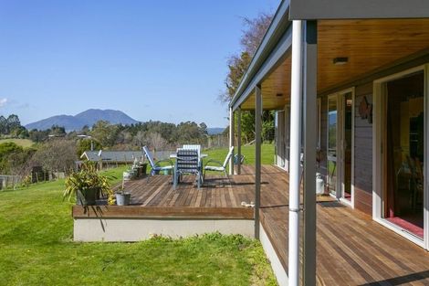 Photo of property in 18 Glen Mohr, Acacia Bay, Taupo, 3385