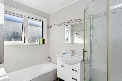 Photo of property in 117a Simpson Road, Papamoa Beach, Papamoa, 3118