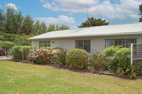 Photo of property in 263 Gibbons Road, Kaiwaka, 0573