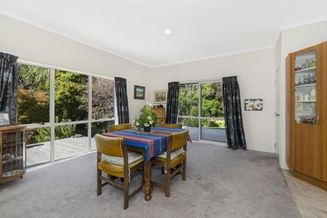 Photo of property in 24 Brookesmith Drive, Waiuku, 2123