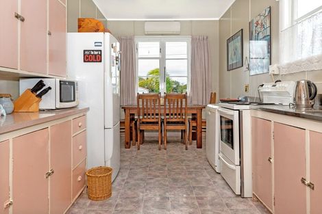 Photo of property in 13 Haldane Street, Elgin, Gisborne, 4010