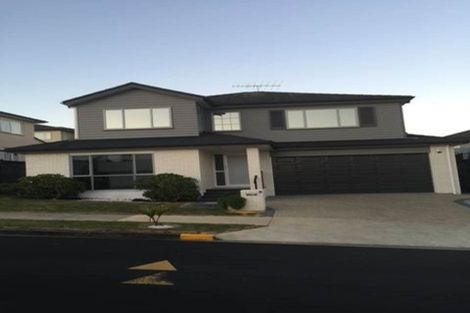 Photo of property in 9 Seresin Crescent, Flat Bush, Auckland, 2016