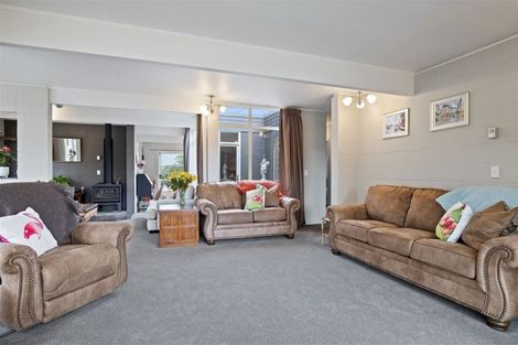 Photo of property in 6 Park Estate Road, Rosehill, Papakura, 2113