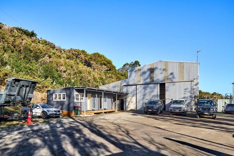 Photo of property in 25a Mt Cecil Road, Moonshine Valley, Porirua, 5381