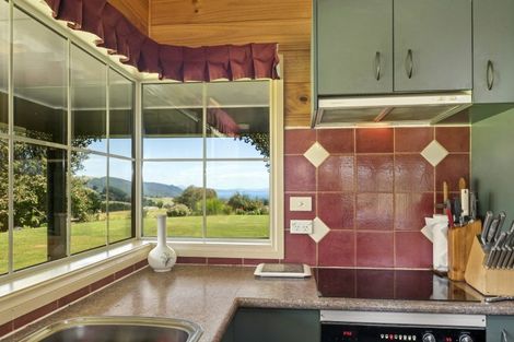 Photo of property in 69 Hitiri Road, Kinloch, Taupo, 3377