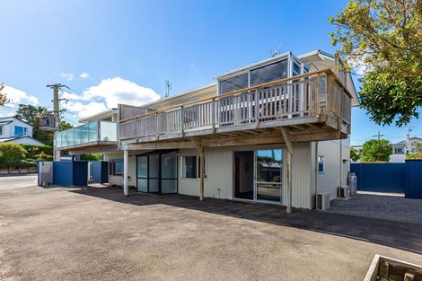 Photo of property in 5a Beach Road, Plimmerton, Porirua, 5026