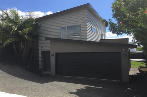 Photo of property in 12a Divich Avenue, Te Atatu South, Auckland, 0610