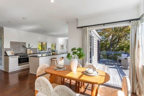 Photo of property in 16 Mawson Avenue, Torbay, Auckland, 0630