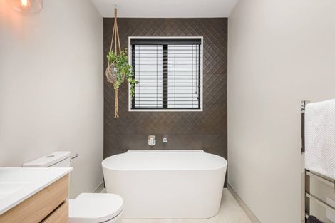 Photo of property in 4 Zadar Street, Kumeu, 0810