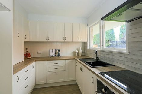 Photo of property in 2/707 York Street, Mahora, Hastings, 4120