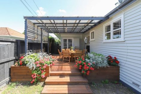 Photo of property in 7 Darley Street, Maeroa, Hamilton, 3200