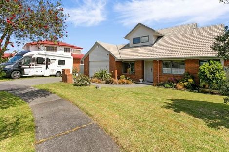 Photo of property in 18 Sharples Place, Somerville, Auckland, 2014