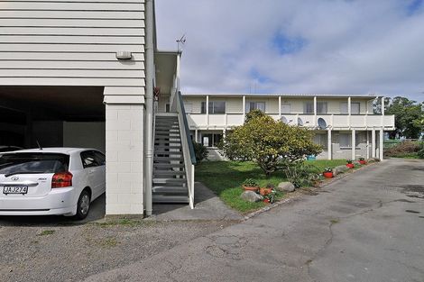 Photo of property in 3/19 Pirie Crescent, Moera, Lower Hutt, 5010