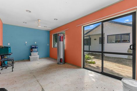 Photo of property in 627 Helmsdale Road, Waipu, 0582