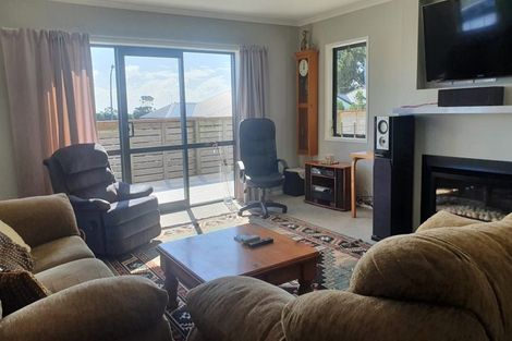 Photo of property in 58 Alberta Road, Glen Avon, New Plymouth, 4312