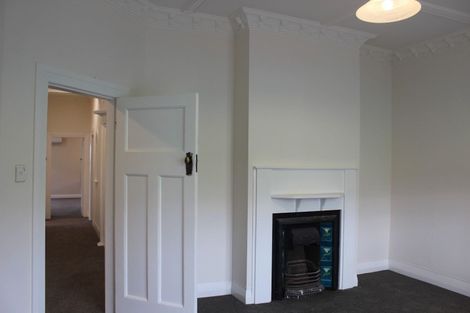 Photo of property in 5a Royal Crescent, Saint Kilda, Dunedin, 9012